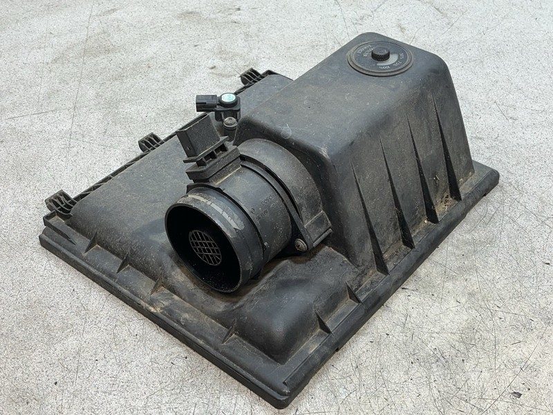 02-06 Dodge Mercedes Freightliner Sprinter T1N Top Upper Half Airbox Maf Air Box