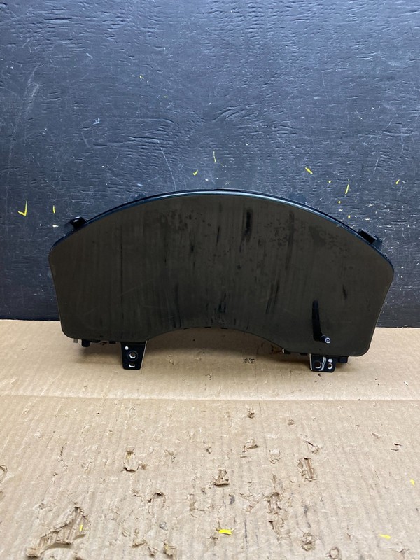 2008 2009 2010 Infiniti QX56 Gauge Speedometer Cluster OEM V1659 DG