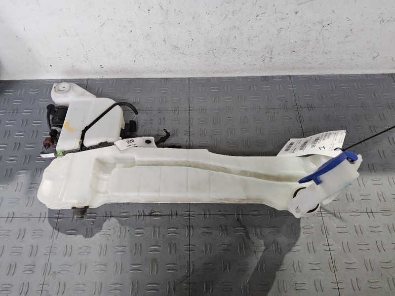 Wash Reservoir Fits 20 AVIATOR 3544740