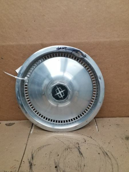 Wheel Cover HubCap 82-ribs Fits 75-81 LINCOLN & TOWN CAR 243229
