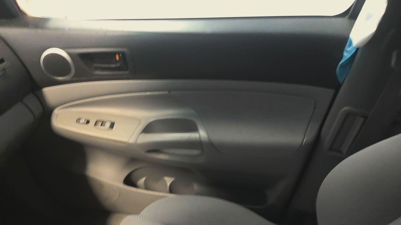 Front Door Trim Panel TOYOTA TACOMA Right 05 06 07 08 09 10 11 12 13 14 15