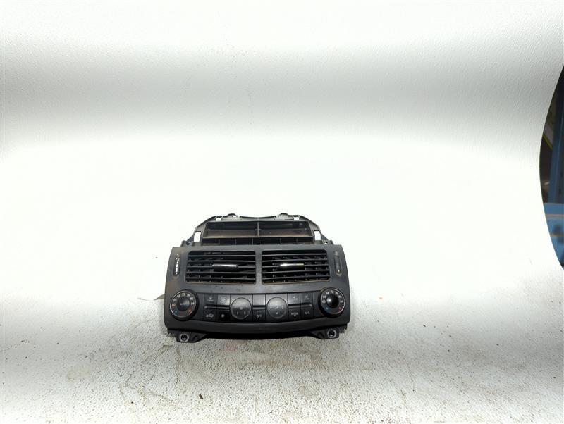 2006 Mercedes E-Class A/C Selector Switch Temp Control OEM 2118300190 Black