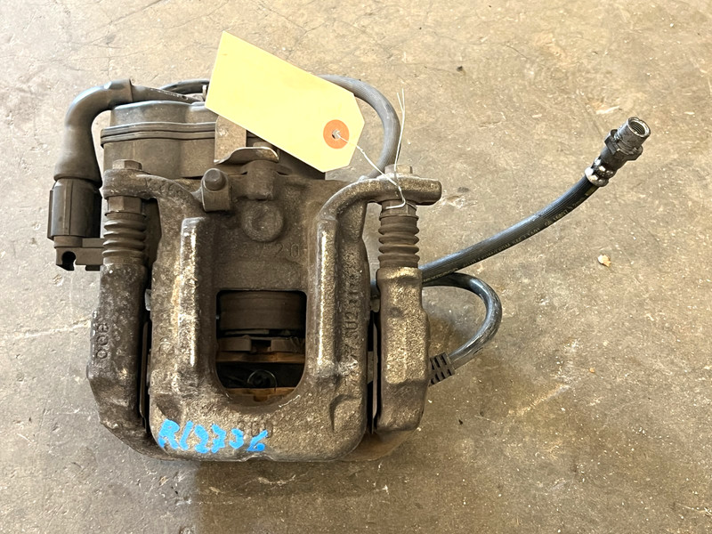 ⭐2009-2016 BMW Z4 M-SPORT RWD REAR LEFT DRIVER BRAKE CALIPER BRACKET OEM LOT2736