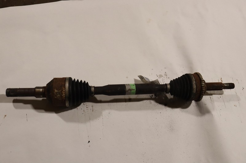 2002 FORD THUNDERBIRD RWD REAR LEFT DRIVER SIDE AXLE SHAFT CV U JOINT OEM