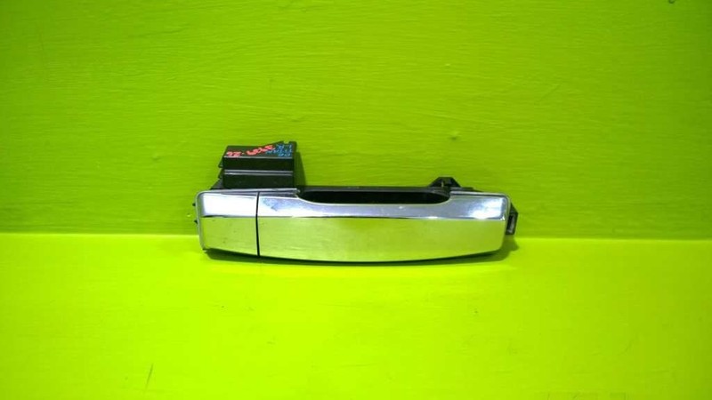 04-15 TITAN DRIVER LEFT REAR EXTERIOR DOOR HANDLE OEM 3939-26