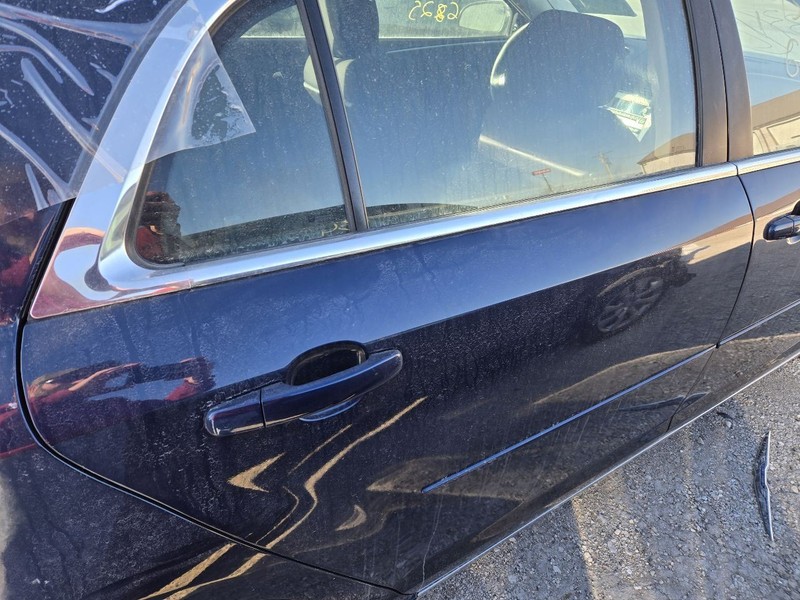 Passenger Rear Side Door With Center Moulding Package Fits 08-12 MALIBU 3635774