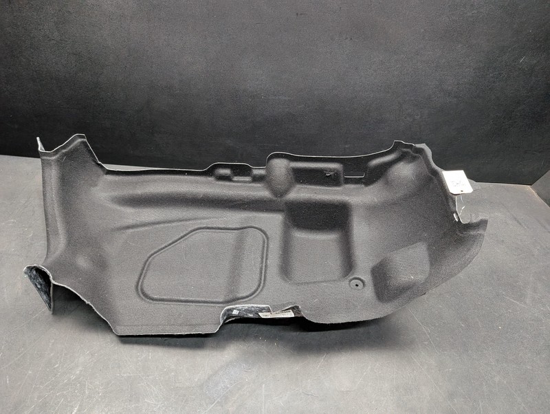 Left Quarter Trim Panel 2019 Chevrolet Camaro 84290239 2017 2018 2020 - 2024