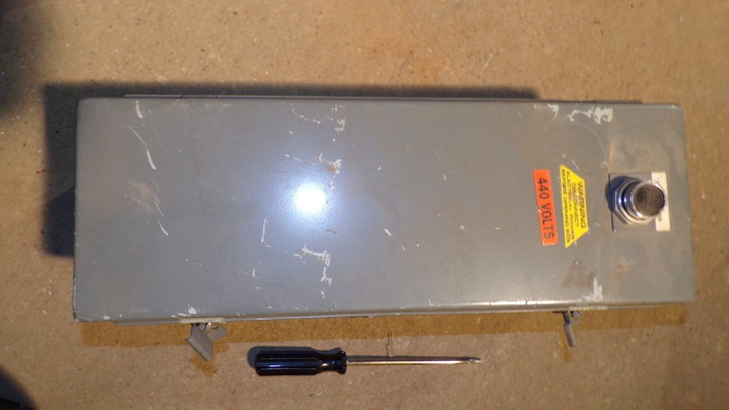 Allen Bradley Fwd/Rev with Jog/Run Switch 440V Enclosure *FREE SHIPPING*