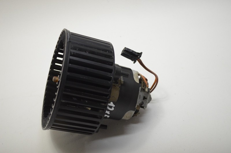 07-13 BMW E70 X5 HVAC A/C BLOWER MOTOR FAN OEM