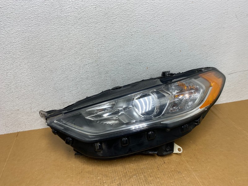 2017 - 2020 Ford Fusion Left Driver LH Side LED XENON Headlight AD9231 DW