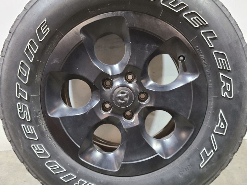 Wheel 18x7-1/2 5 Hole Black Fits 15 WRANGLER 589386