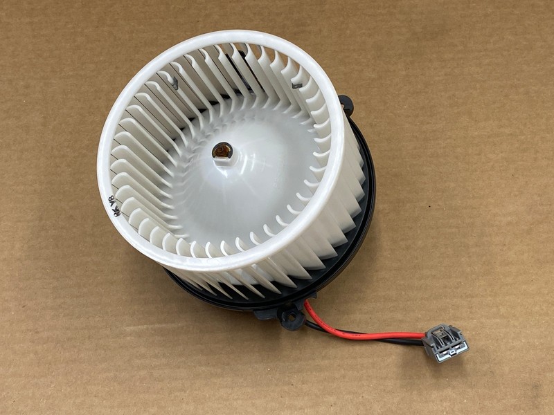 2020-2023 BUICK ENCORE GX HVAC AC HEATER BLOWER MOTOR FAN ASSEMBLY OEM LOT761