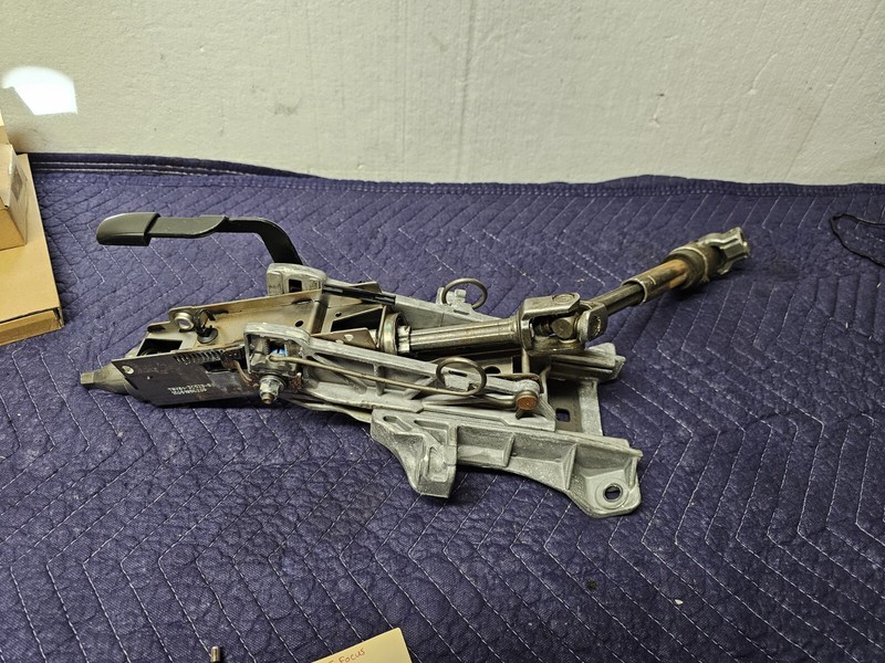 2015 FORD FOCUS S STEERING COLUMN