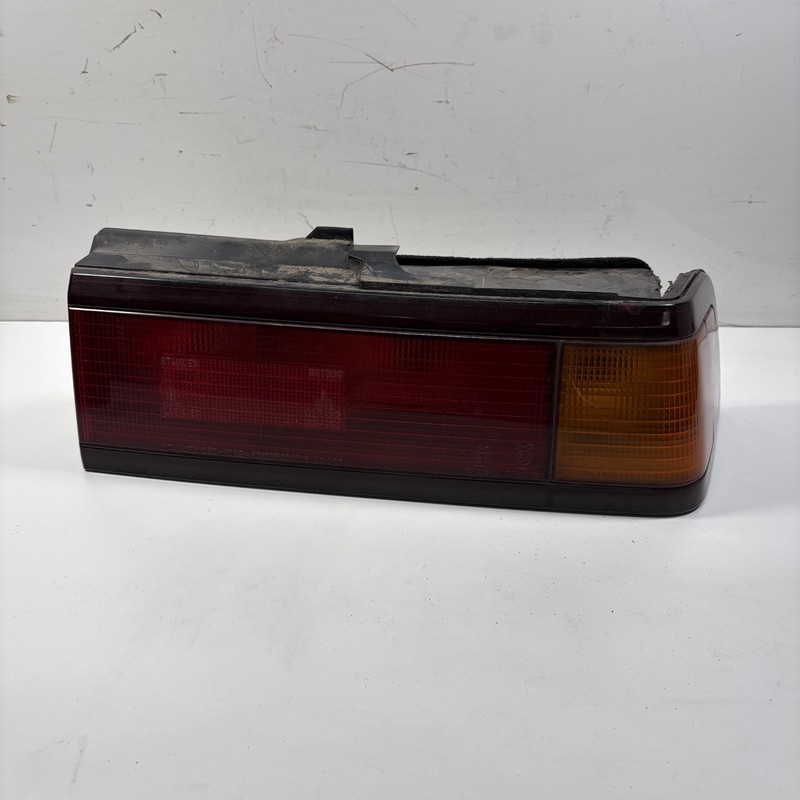 90-91 Honda CRX Right Tail Light 33500-SH2-A03 OEM