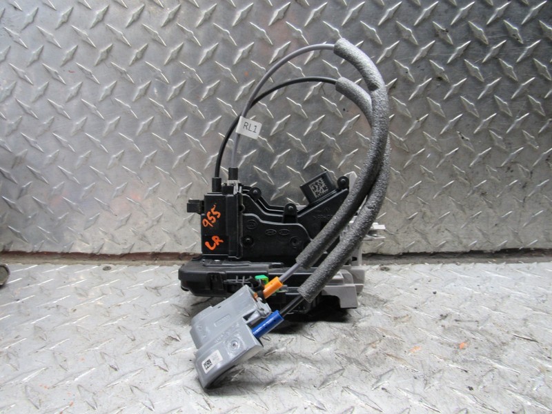 2018-2023 HYUNDAI KONA LEFT DRIVER REAR DOOR LATCH LOCK ACTUATOR