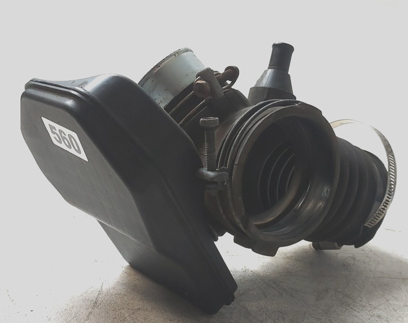06-11 TOYOTA HIGHLANDER / KLUGER ENGINE AIR INTAKE RESONATOR W/ HOSE PIPE OEM