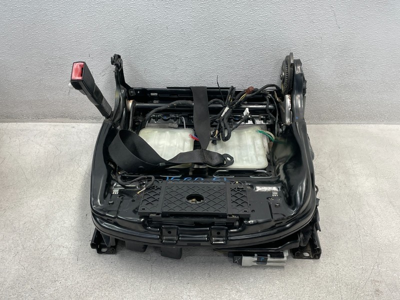 2013 2014 2015 F12 BMW M6 Front Left Driver Seat Track Frame OEM 1660