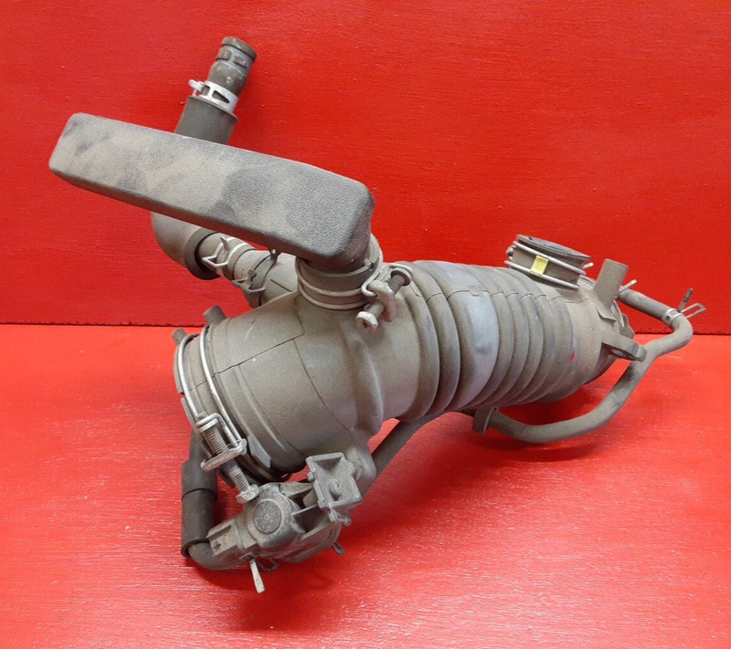 2007 - 2011 Toyota Camry Hybrid 2.4L Air Intake Cleaner Hose Tube with Resonator