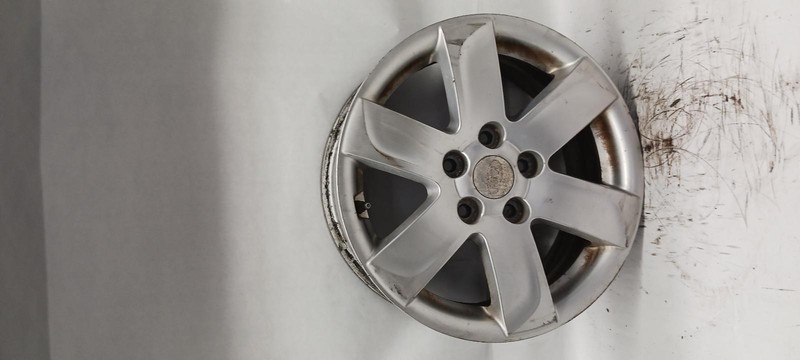 07-'11 KIA RONDO Wheel 16x6-1/2 alloy 6 spoke OEM Grade B