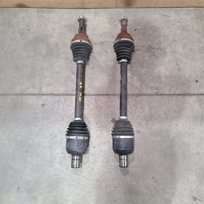 97-04 Corvette C5 Rear Axles Shafts Cv Joints Set Axle Pair Aa7400