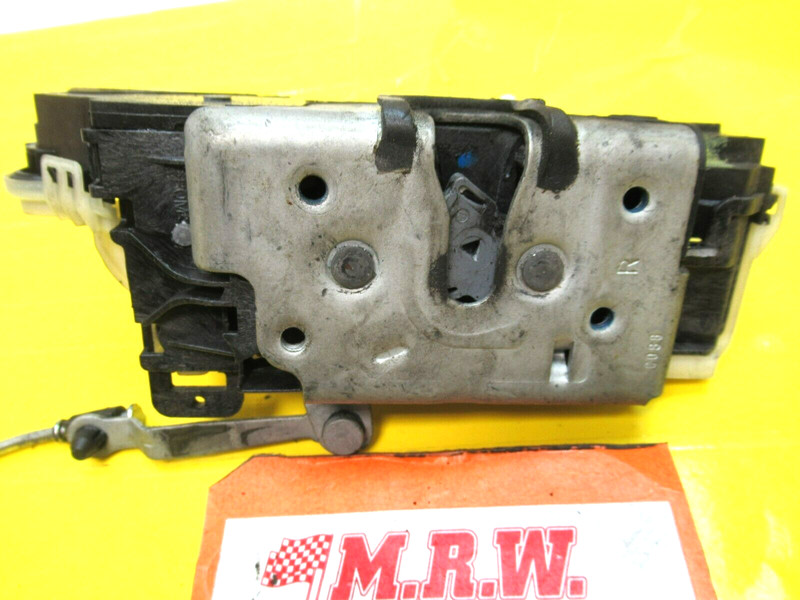 DOOR LATCH RIGHT PASSENGER SIDE REAR LOCK RR RH R 08 09 10 11 12 ESCAPE MARINER