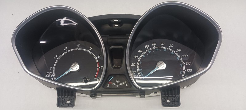 2018 FORD FIESTA Speedometer cluster D2BT10849GAV OEM 23k miles 17 18 19