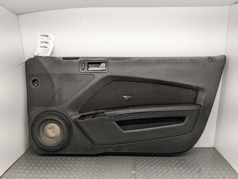 2010-2014 Ford Mustang Passenger RH Interior Door Panel Trim Card 1161772