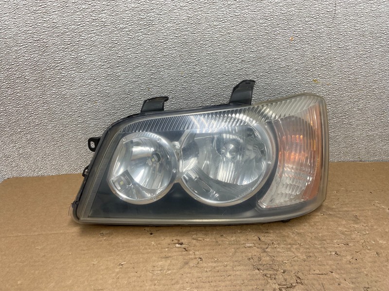 2001 2002 2003 Toyota Highlander Headlight Left Driver LH Side AB4884 DW
