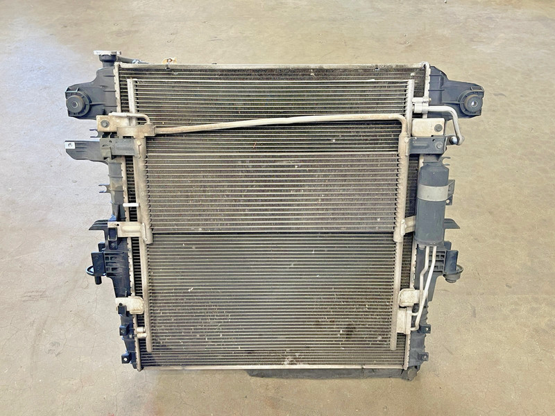 ⭐2011-2017 INFINITI QX80 5.6L V8 COMPLETE RADIATOR COOLING CONDENSOR OEM LOT2628