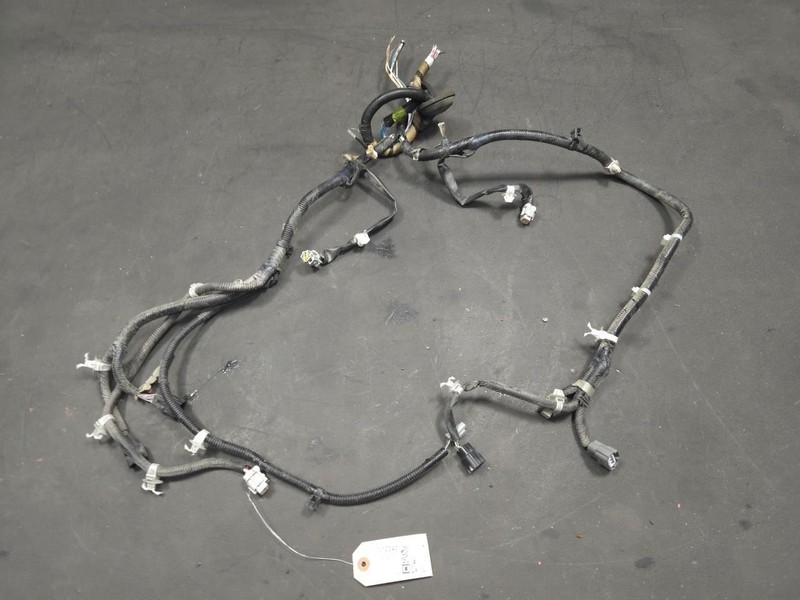 Body Wiring Rear Left Side Sockets Set 2025 Nissan Kicks