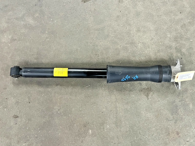 ⭐2020-2025 BUICK ENCORE GX REAR RIGHT PASSENGER SHOCK STRUT ABSORBER OEM LOT2695