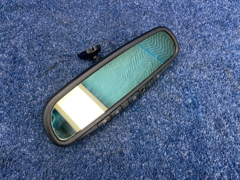 2003-2006 Kia Sorento Rear View Mirror Auto Dimming HomeLink 85102-3E000 OEM