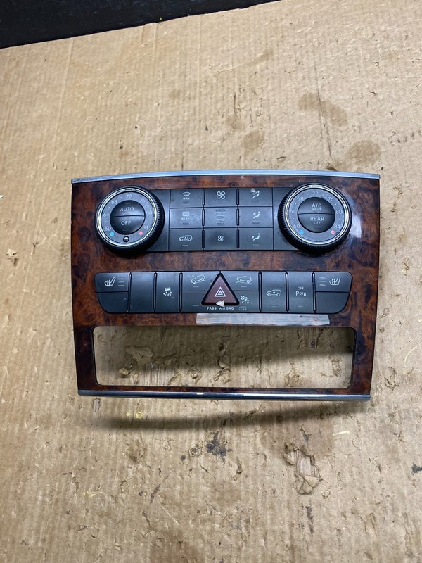 2007-2012 Mercedes X164 GL350 GL450 Climate Control Bezel Wood Switch Z7420 DG