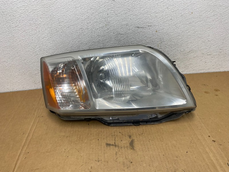 2004 - 2011 Mitsubishi Endeavor Headlight Right Passenger Rh Side Oem AD2682 DW