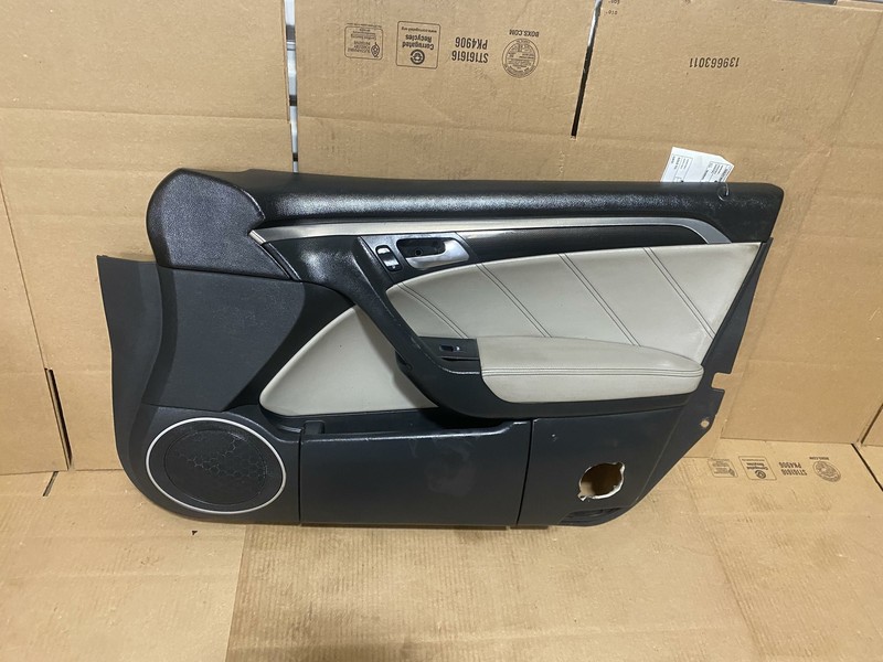 2007-2008 ACURA TL TYPE S FRONT RIGHT PASSENGER SIDE DOOR PANEL TRIM COVER OEM