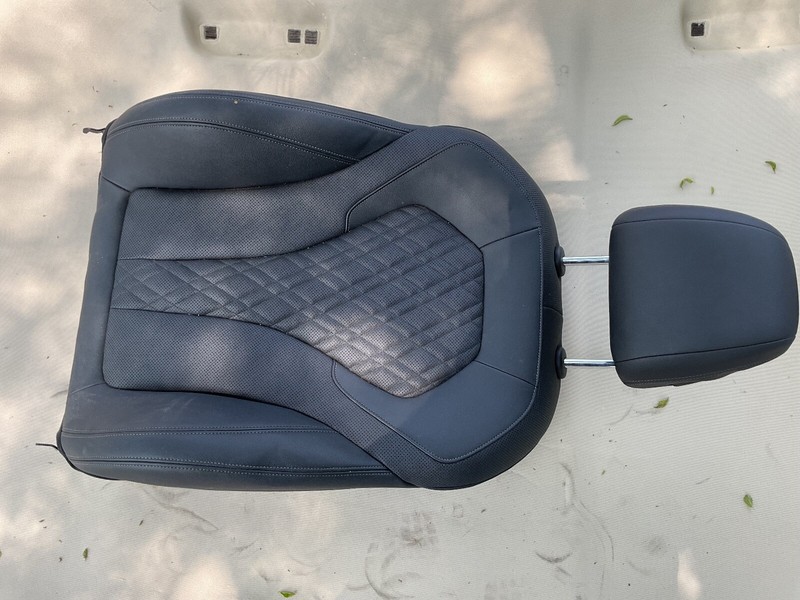 2021 - 2023 BMW 530I G30 FRONT RIGHT SEAT UPPER COVER CUSHION OEM BLACK