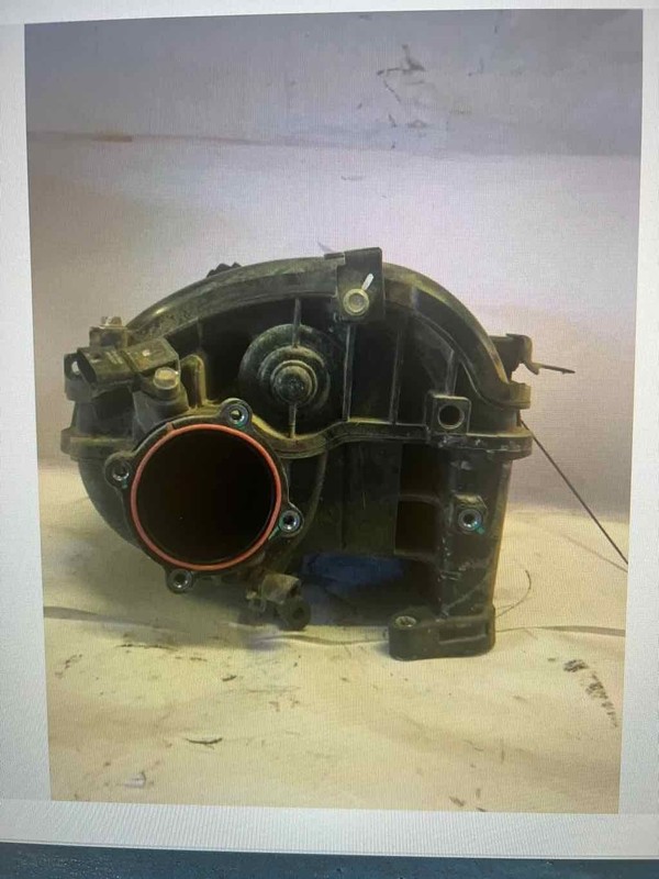 Intake Manifold KIA SORENTO 12 13 14 15