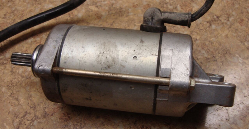 01 Honda CBR900RR CBR 900 RR CBR900 929 Engine Electric Starter Motor M5