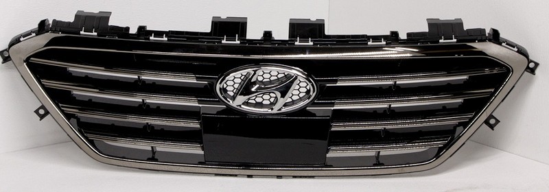 OEM Hyundai Sonata (2.4L) Grille 86350-C1200 Marks and Scratches