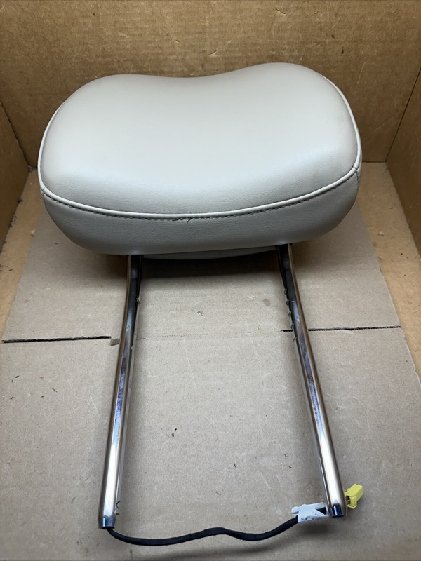 2011-2018 Jeep Grand Cherokee Front Seat Active Head Rest Headrest Tan OEM