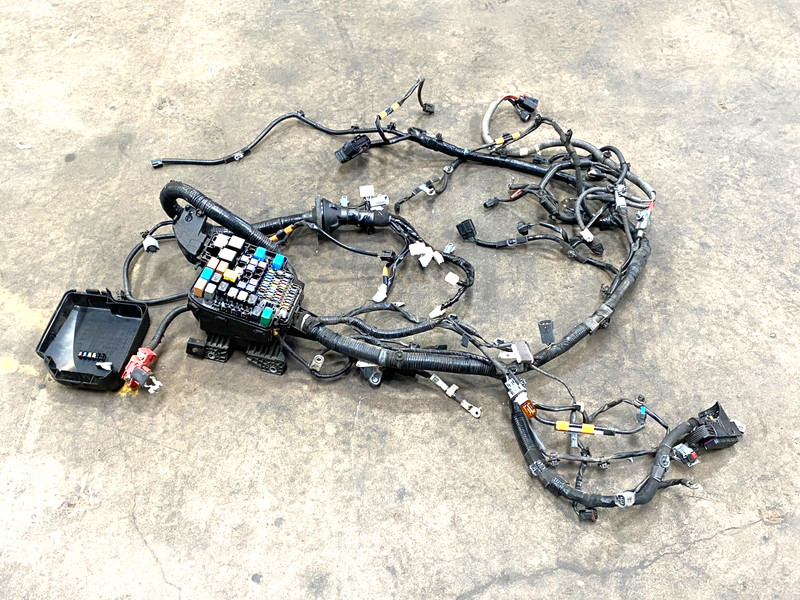 17-20 FIAT 124 SPIDER MANUAL ENGINE BAY WIRING HARNESS WITH FUSE BOX OEM #A0.37