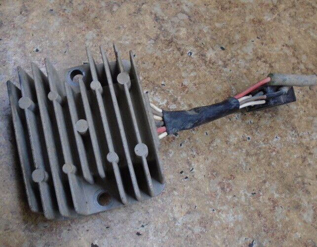 1996 Yamaha YFH250 250 Timberwolf Electrical Voltage Regulator Rectifier Box 96