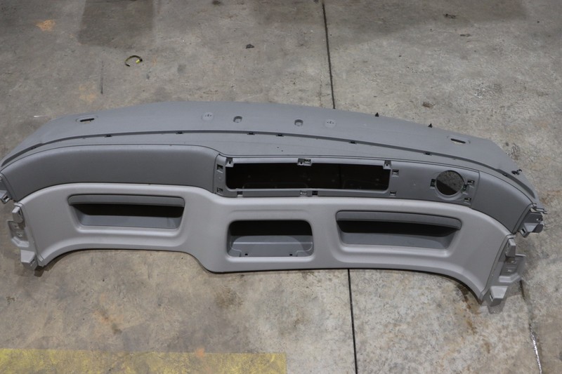 2018-2023 PETERBILT 579 PACCAR FRONT TRIM HEADER STORAGE CONSOLE ASSEMBLY OEM
