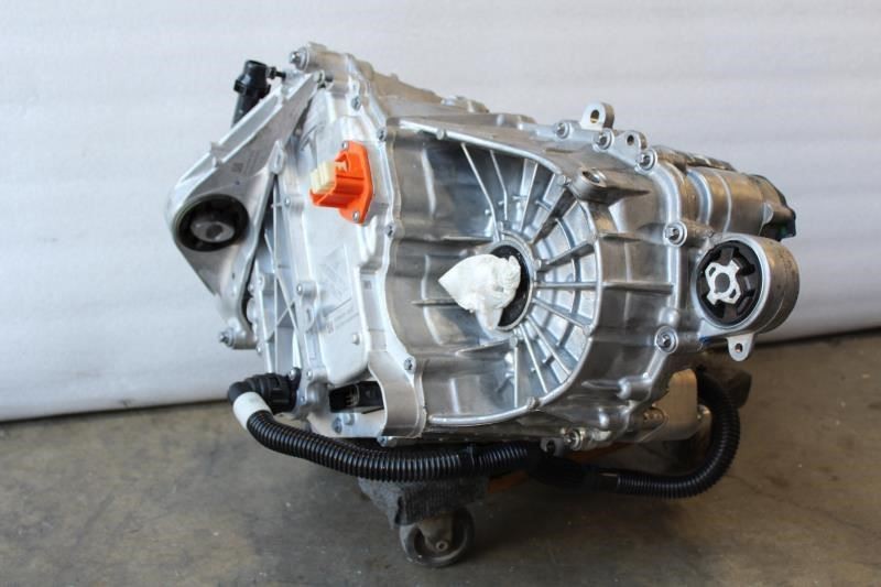 2020 2021 2022 2023 TESLA MODEL Y ELECTRIC FRONT DRIVE MOTOR (ONLY 2,749 MILES)