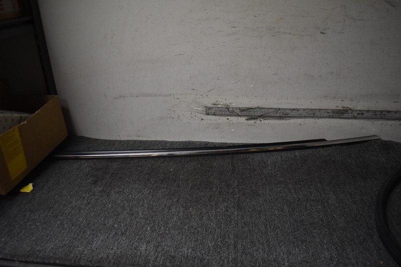 EXTERIOR CHROME WEATHER STRIP FACTORY OEM