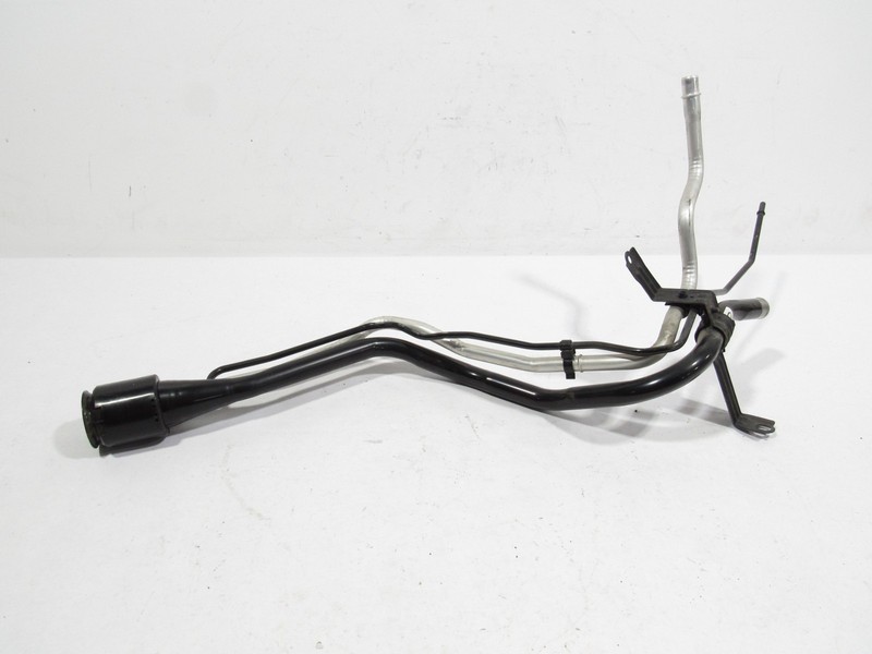 13 - 17 Lexus LS460 2014 Fuel Gas Filler Neck Tank Hose Pipe Line Tube >