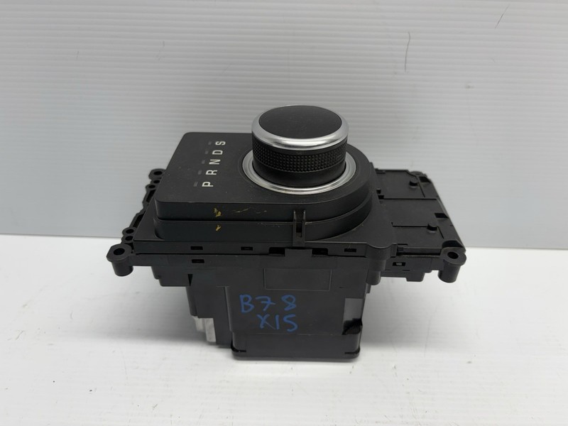 2017-2020 JAGUAR XE XF CENTER CONSOLE SELECTOR SHIFTER ASSEMBLY OEM