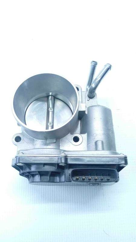 2013 hyundai elantra 1.8l throttle body valve assy oem id 351002e000