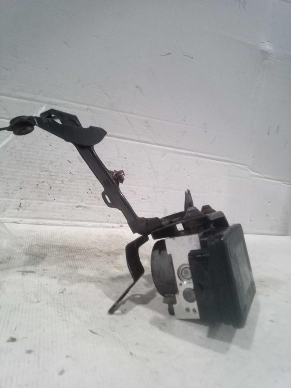 2019 Subaru WRX ABS Hydraulic Assembly OEM 27596VA090 129k Miles Blue
