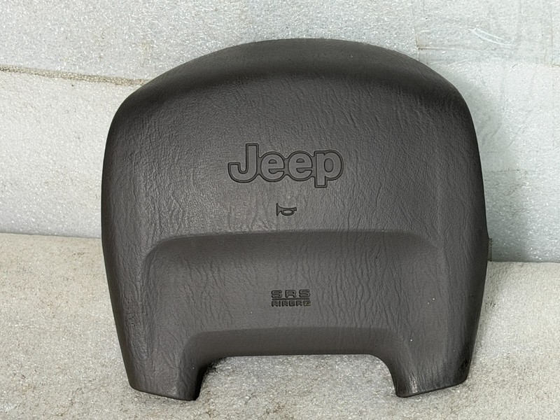 2000 JEEP GRAND CHEROKEE DRIVER STEERING WHEEL TRIM OEM #028